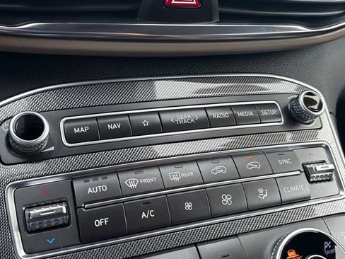 Certified 2023 Hyundai Santa Fe SEL AWD/4WD image 16