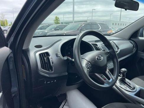 Used 2015 Kia Sportage LX FWD image 9