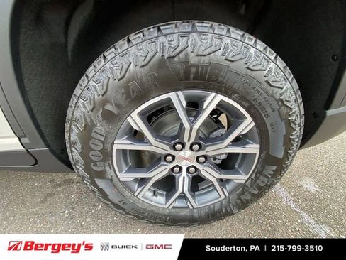 New 2026 GMC Acadia AT4 w/ Luxury Package image 36