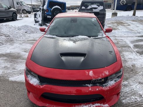 Used 2017 Dodge Charger R/T Scat Pack w/ Technology Group image 3