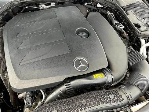 Used 2019 Mercedes-Benz C 300 Sedan image 33