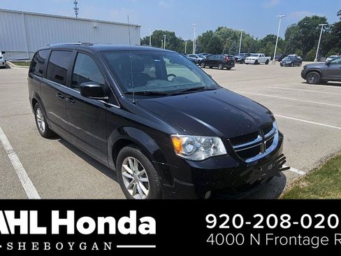 Used 2019 Dodge Grand Caravan SXT FWD image 1