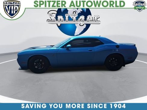 Used 2016 Dodge Challenger SRT Hellcat RWD image 5