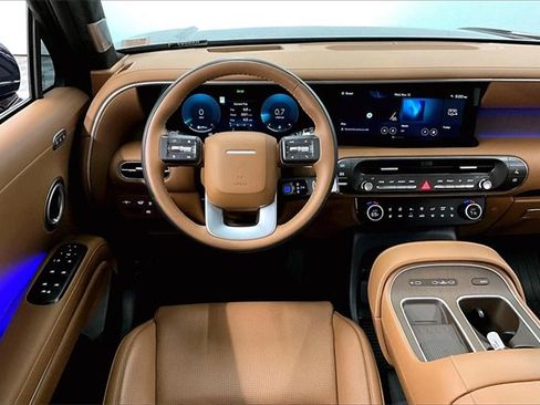 Used 2026 Hyundai Palisade Calligraphy image 5