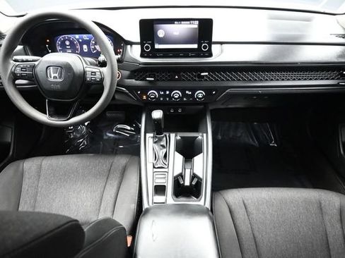 Used 2023 Honda Accord EX image 14