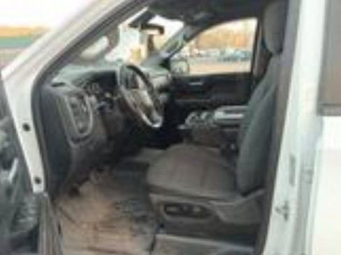 Used 2019 Chevrolet Silverado 1500 LT w/ All-Star Edition image 6