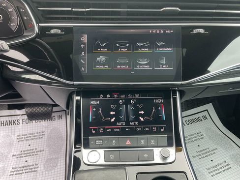 Used 2019 Audi Q8 Premium Plus w/ Premium Plus AWD/4WD image 20