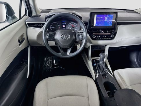 Used 2024 Toyota Corolla Cross L FWD image 17