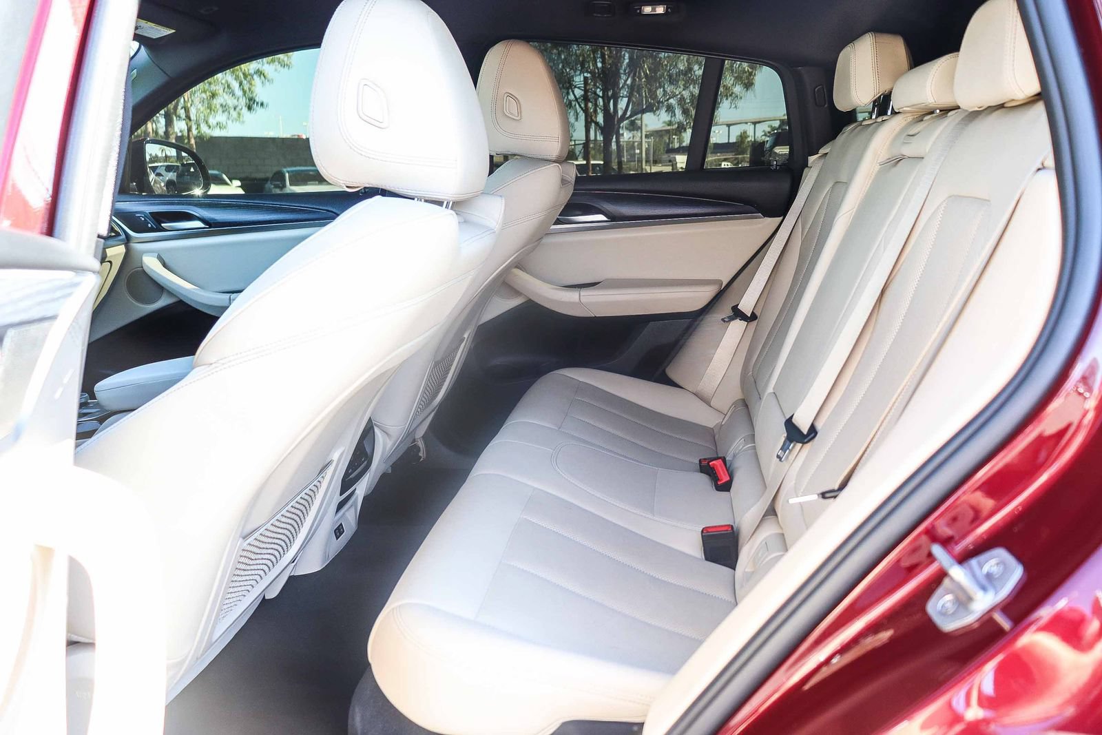Used 2022 BMW X4 xDrive30i w/ M Sport Package 2 AWD/4WD image 20