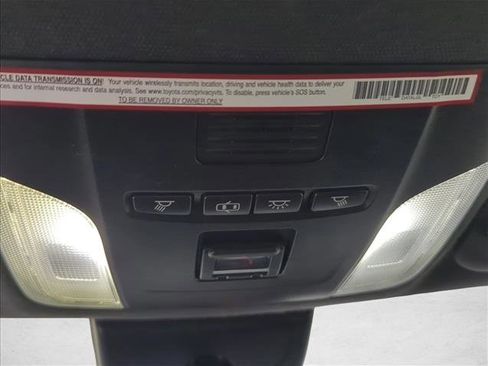 Used 2021 Toyota Corolla SE FWD image 22
