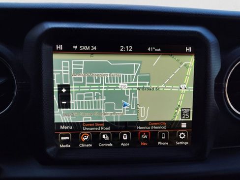 Used 2023 Jeep Wrangler Unlimited Sahara image 16