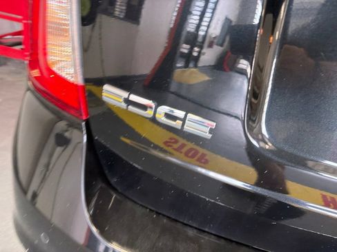 Used 2014 Ford Edge SEL w/ Equipment Group 204A FWD image 9