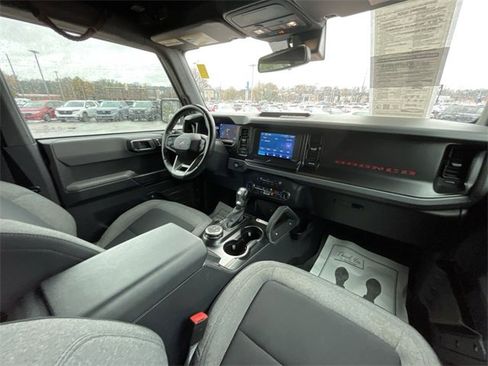 Used 2022 Ford Bronco Big Bend image 25