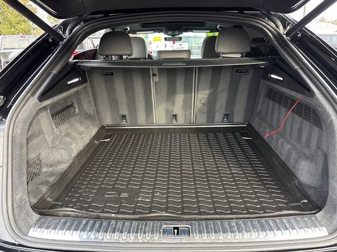 Used 2019 Audi Q8 Premium w/ Convenience Package image 31