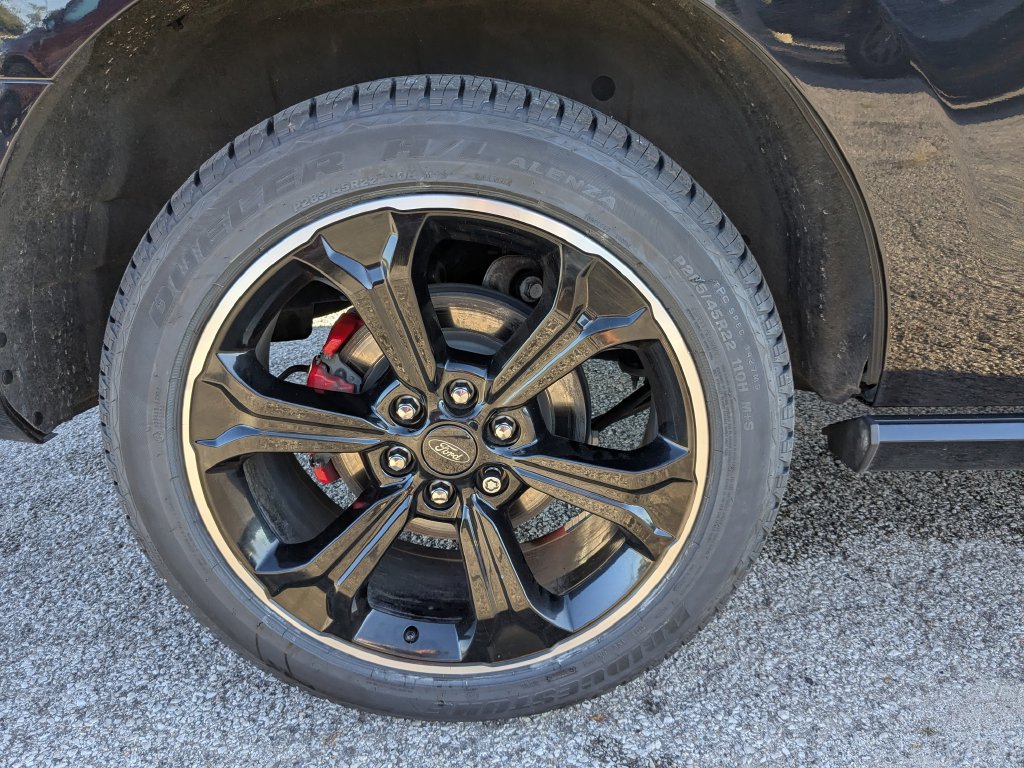 Used 2023 Ford Expedition Limited AWD/4WD image 16