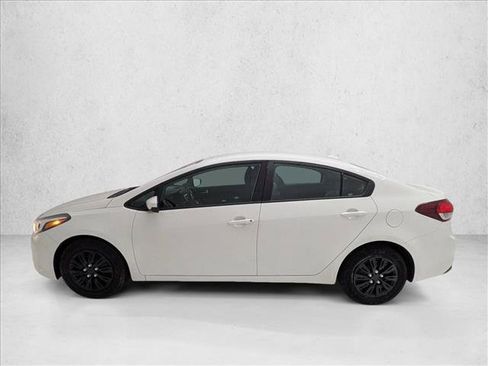 Used 2018 Kia Forte LX FWD image 9