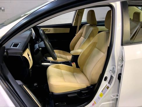 Used 2017 Toyota Corolla LE image 7