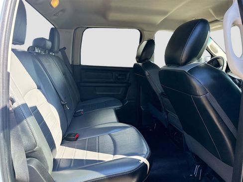 Used 2022 RAM 1500 Tradesman w/ Chrome Appearance Group image 29