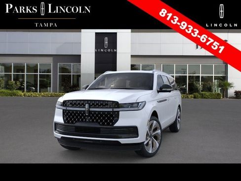 New 2026 Lincoln Navigator L Black Label AWD/4WD image 2