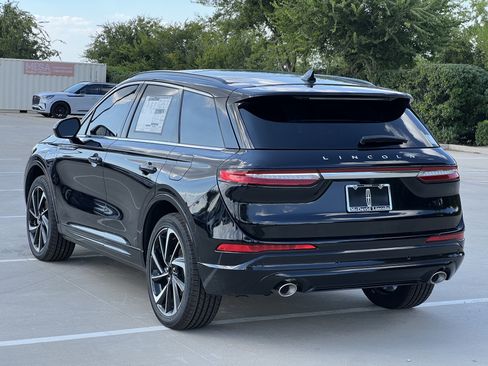 New 2025 Lincoln Corsair Grand Touring image 6
