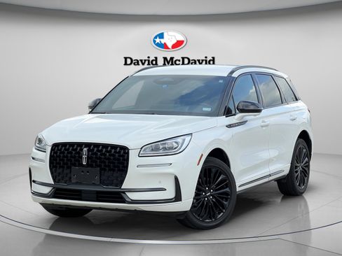 Used 2023 Lincoln Corsair Reserve w/ Equipment Group 201A image 7