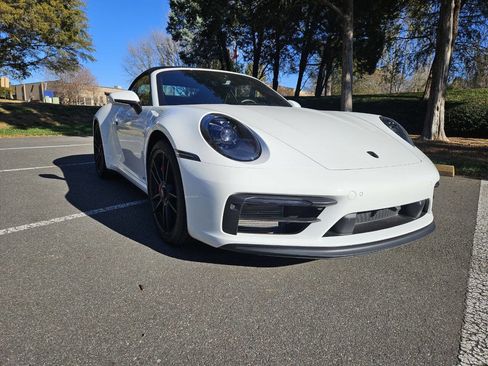 Used 2022 Porsche 911 Carrera GTS 2dr Cabriolet image 39