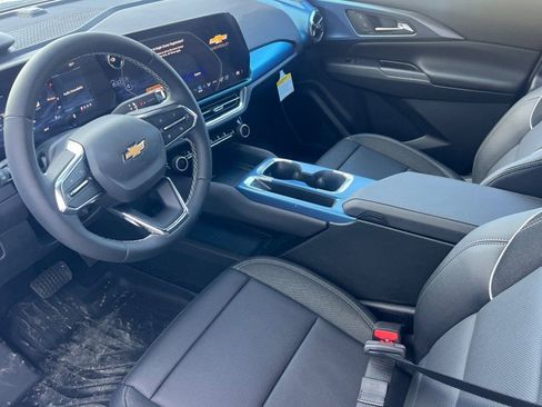 New 2026 Chevrolet Equinox EV LT image 7