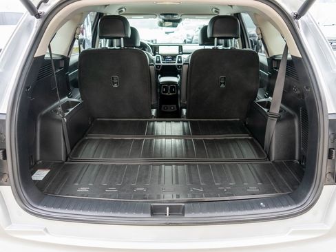 Certified 2023 Kia Sorento EX image 31