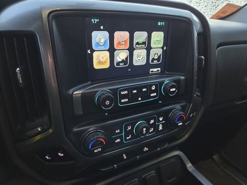 Used 2018 Chevrolet Silverado 1500 LT w/ All Star Edition image 9