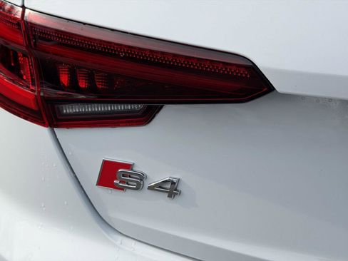 Used 2019 Audi S4 Premium Plus w/ Premium Plus Package image 24