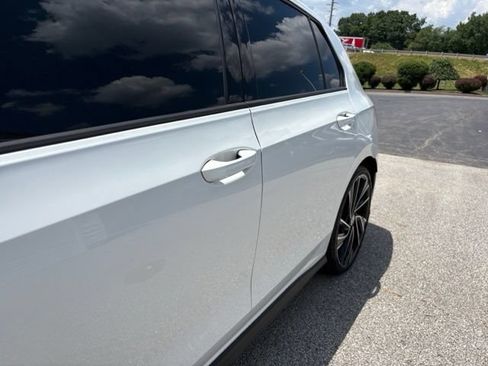Used 2024 Volkswagen GTI Autobahn FWD image 20
