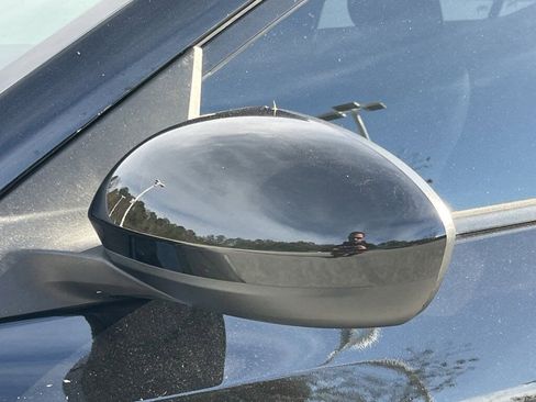 Used 2023 Nissan Sentra S image 24