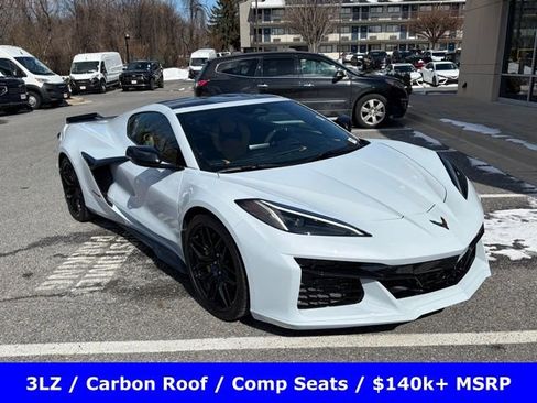 Used 2024 Chevrolet Corvette Z06 image 2