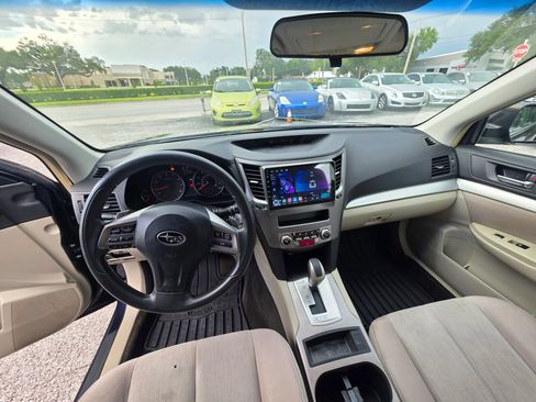 Used 2013 Subaru Outback 2.5i AWD/4WD image 10
