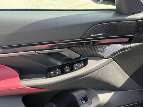 New 2026 BMW 550e xDrive w/ M Sport Professional Package image 19