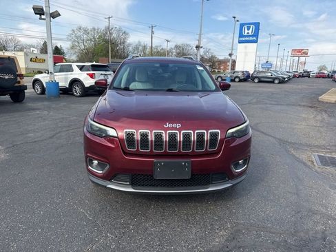 Used 2019 Jeep Cherokee Limited image 2