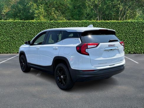 Used 2024 GMC Terrain SLE AWD/4WD image 6