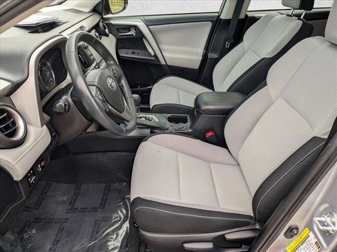 Used 2016 Toyota RAV4 XLE image 16