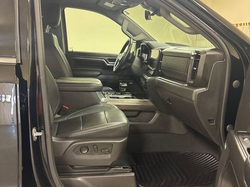 Used 2023 Chevrolet Silverado 1500 LTZ w/ Technology Package image 24