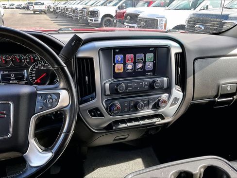 Used 2018 GMC Sierra 1500 SLT w/ SLT Premium Package AWD/4WD image 15