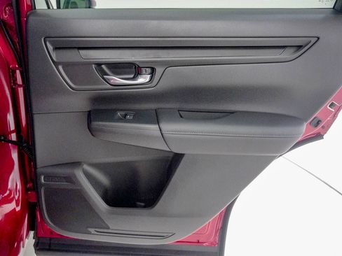 Used 2025 Honda CR-V EX image 31