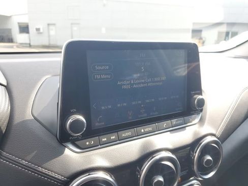 Used 2020 Nissan Sentra SV FWD image 21
