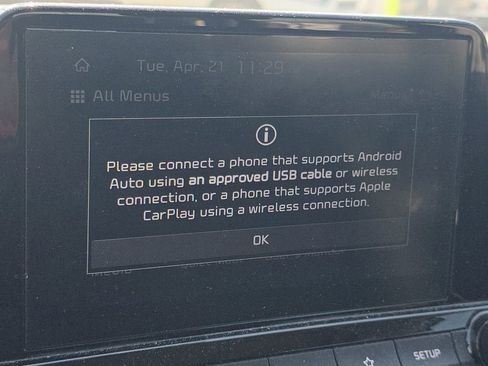 Used 2023 Kia Forte LXS w/ LXS Technology Package FWD image 3