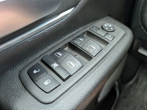 Used 2023 RAM 1500 Lone Star image 35