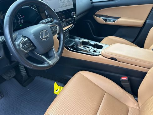 Certified 2022 Lexus NX 350h AWD image 7