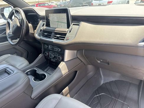 Used 2022 Chevrolet Tahoe Z71 w/ Luxury Package AWD/4WD image 38
