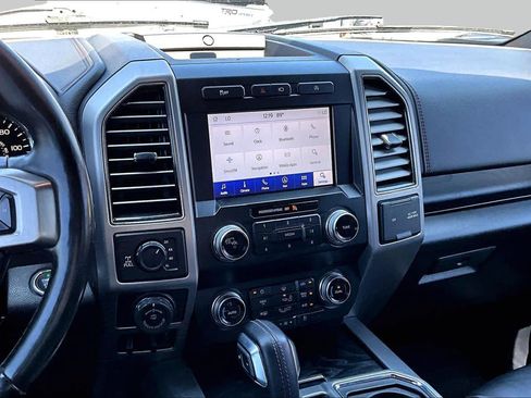 Used 2019 Ford F150 Platinum w/ Equipment Group 701A Luxury AWD/4WD image 10