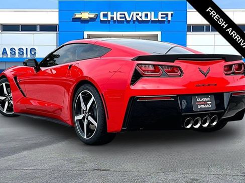 Used 2015 Chevrolet Corvette Stingray Coupe RWD image 3