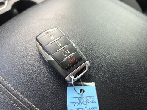 Used 2020 RAM 1500 Big Horn RWD image 34