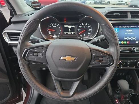 Certified 2023 Chevrolet TrailBlazer LT w/ Convenience Package FWD image 14